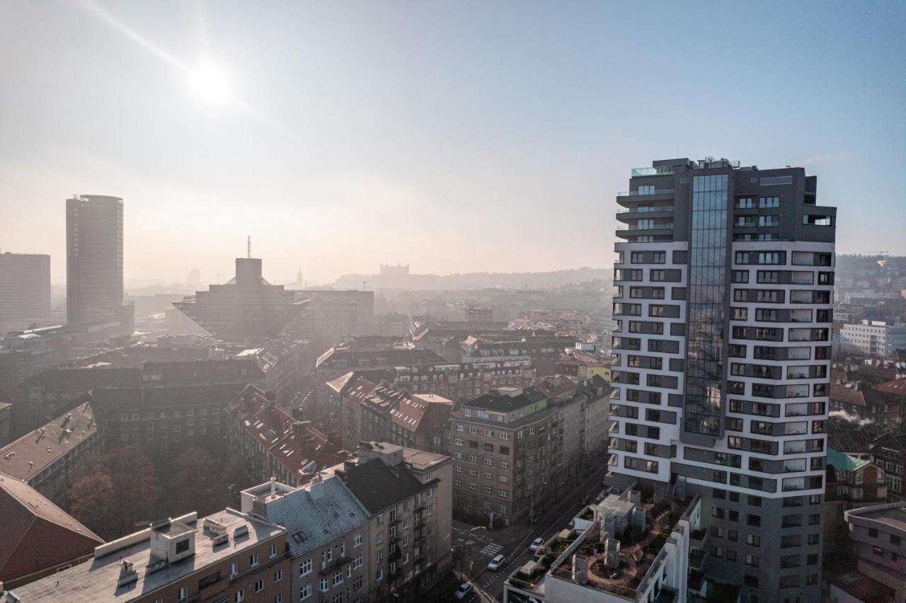 Lam Premiere - Ac - Awesome View In Bratislava Appartement Buitenkant foto