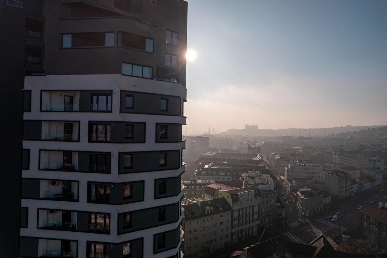 Lam Premiere - Ac - Awesome View In Bratislava Appartement Buitenkant foto