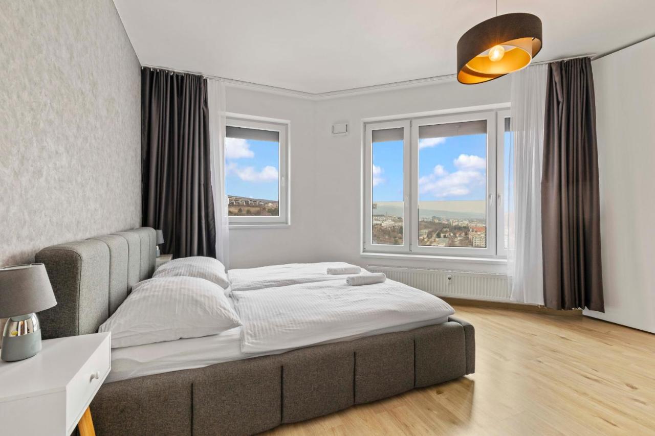 Lam Premiere - Ac - Awesome View In Bratislava Appartement Buitenkant foto
