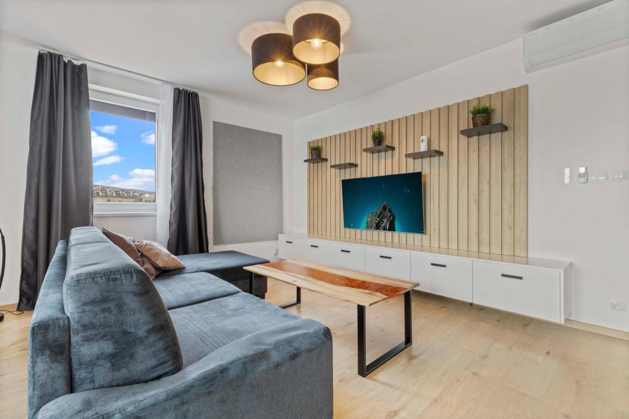 Lam Premiere - Ac - Awesome View In Bratislava Appartement Buitenkant foto